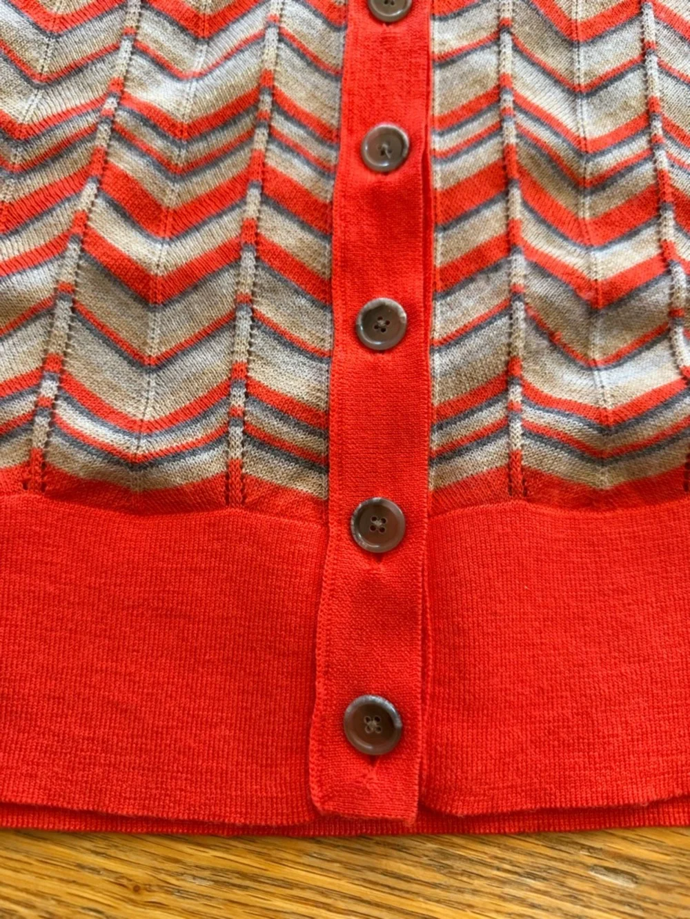 LOFT Red Chevron V-Neck Button-Front Cardigan - Picture 3 of 4